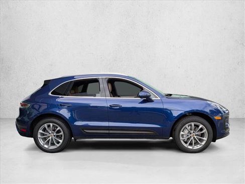 Used 2023 Porsche Macan AWD/4WD image 4