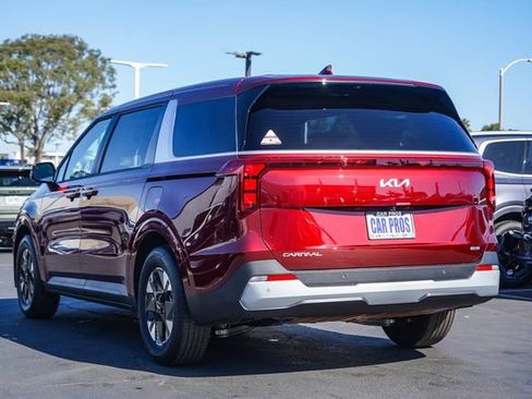 New 2026 Kia Carnival LXS image 13