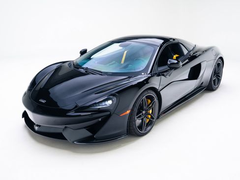 Used 2019 McLaren 570S Spider image 37