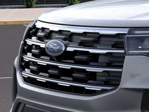 New 2026 Ford Explorer Active AWD/4WD image 17