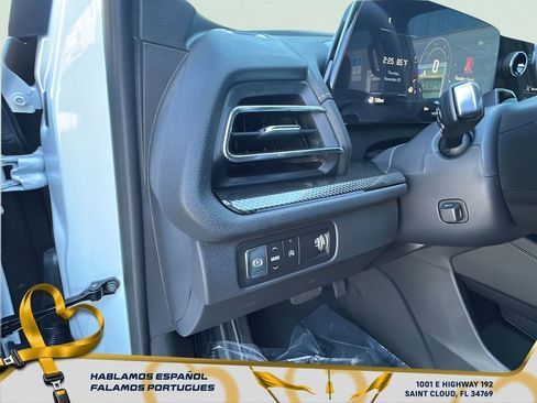 New 2026 Chevrolet Traverse High Country w/ LPO, Floor Liner Package image 17