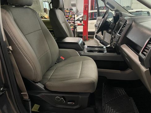 Used 2015 Ford F150 XLT w/ Equipment Group 302A Luxury image 16