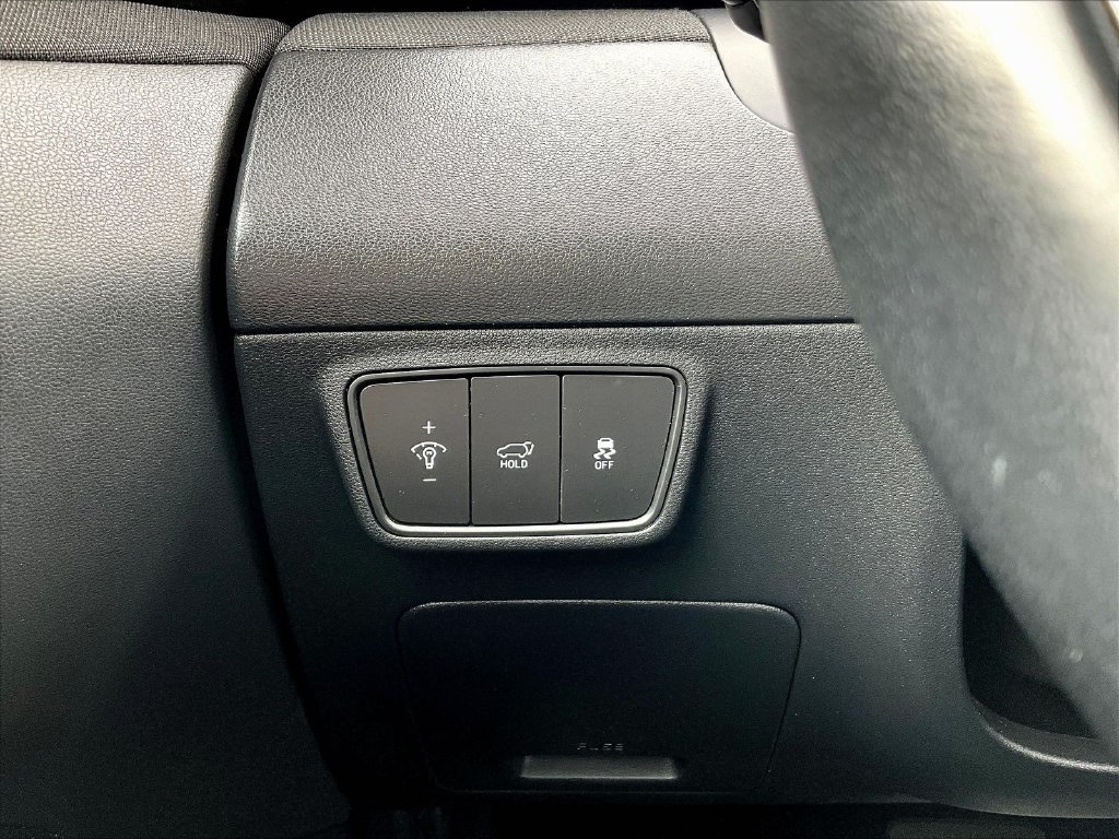 Certified 2024 Hyundai Tucson Limited AWD/4WD image 17