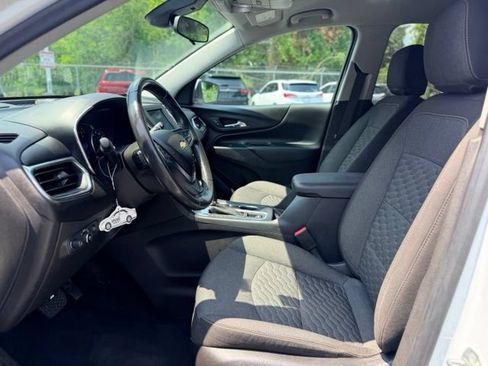Used 2020 Chevrolet Equinox LT w/ Driver Convenience Package FWD image 7