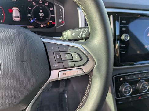 Certified 2023 Volkswagen Atlas SE w/ Panoramic Sunroof Package FWD image 28