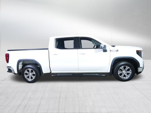 Used 2022 GMC Sierra 1500 SLE AWD/4WD image 8