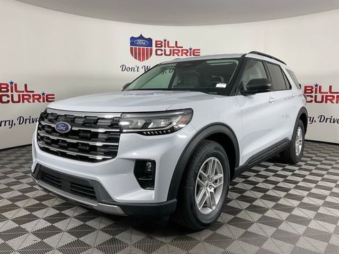 New 2026 Ford Explorer Active image 7