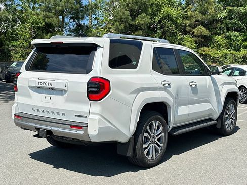 Used 2026 Toyota 4Runner Limited AWD/4WD image 4