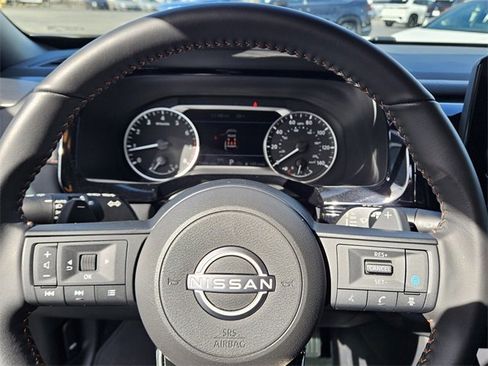 Used 2025 Nissan Pathfinder Rock Creek image 25