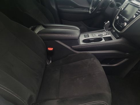 Used 2019 Nissan Murano SV w/ Premium Package image 21