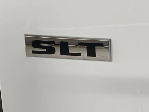 Used 2020 RAM 1500 Classic SLT w/ Trailer & Traction Group AWD/4WD image 11