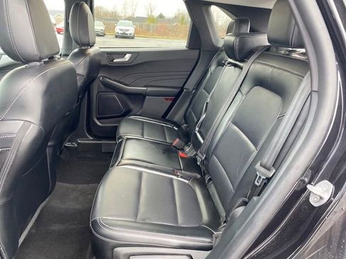 Used 2023 Ford Escape Platinum image 17