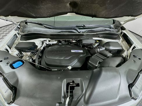 Used 2018 Honda Pilot Touring image 35