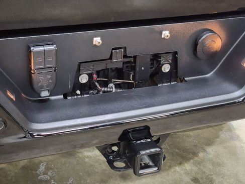 Used 2023 Chevrolet Silverado 1500 ZR2 AWD/4WD image 24