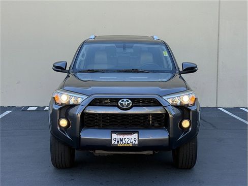 Used 2016 Toyota 4Runner 2WD image 2