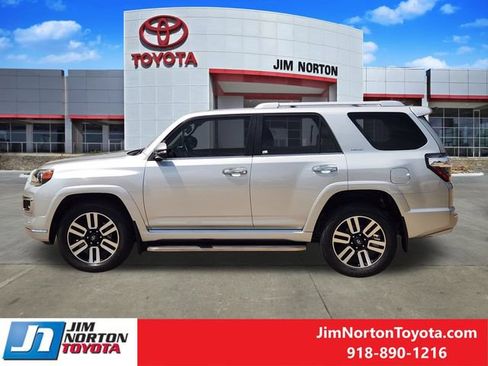 Used 2023 Toyota 4Runner Limited AWD/4WD image 5