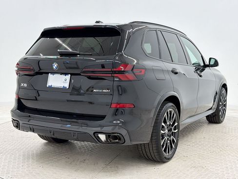 New 2026 BMW X5 xDrive40i w/ M Sport Package AWD/4WD image 9