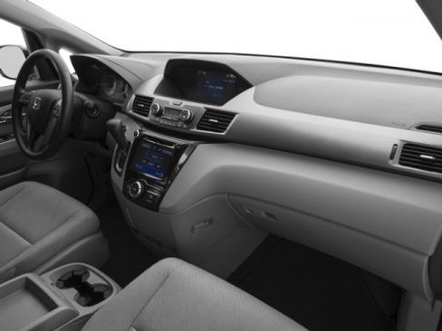 Used 2017 Honda Odyssey EX image 16