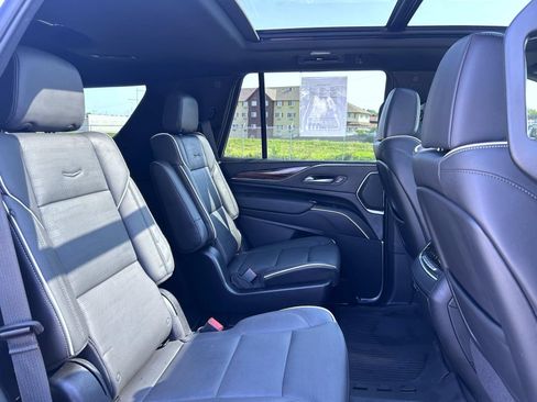Certified 2024 Cadillac Escalade Premium Luxury w/ Performance Package AWD/4WD image 20
