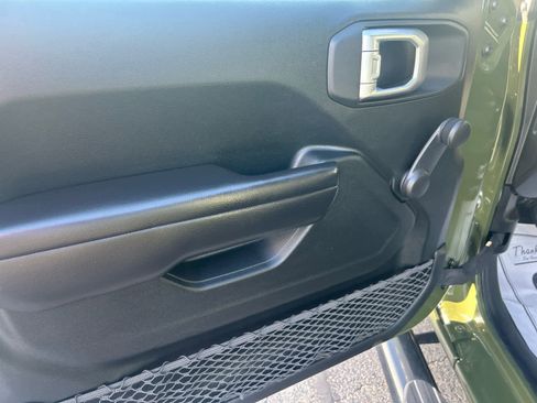 Used 2021 Jeep Wrangler Unlimited Sport image 10