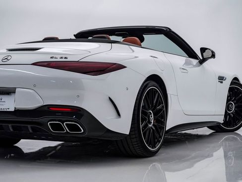 Used 2022 Mercedes-Benz SL 63 AMG 4MATIC image 12