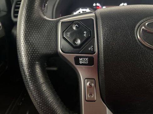 Used 2021 Toyota 4Runner Limited AWD/4WD image 59