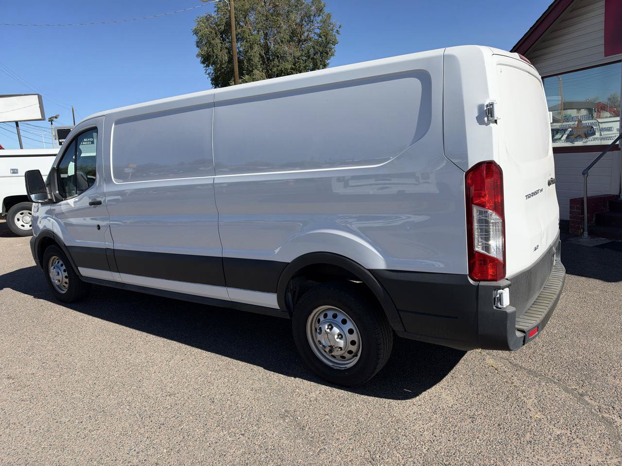 Used 2021 Ford Transit 150 Low Roof AWD image 3