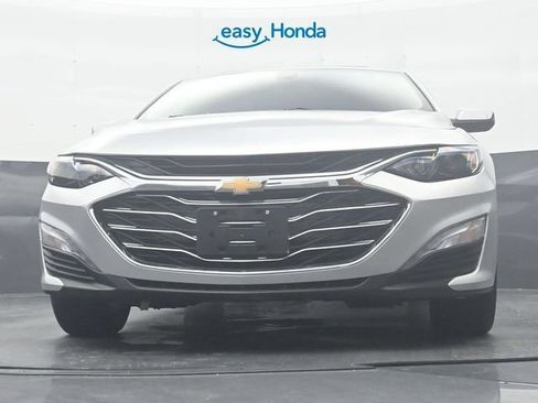 Used 2021 Chevrolet Malibu LT FWD image 28