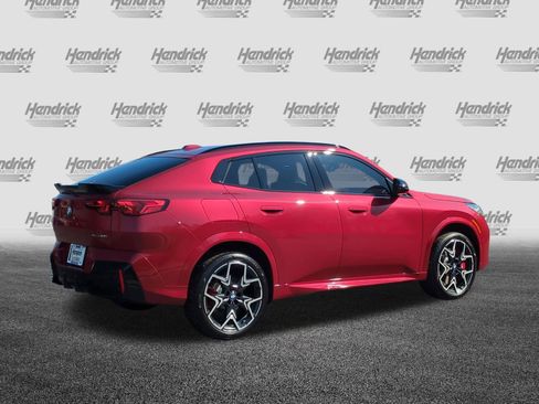 Used 2026 BMW X2 xDrive28i w/ Technology Package AWD/4WD image 9
