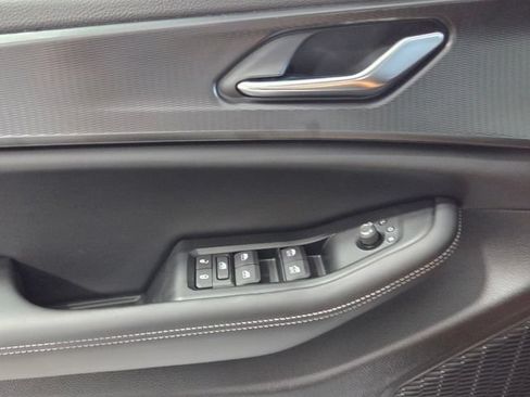 New 2026 Jeep Grand Cherokee L 2WD image 30