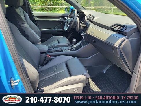 Used 2023 Audi Q3 2.0T Premium w/ Black Optic Sport Package AWD/4WD image 11