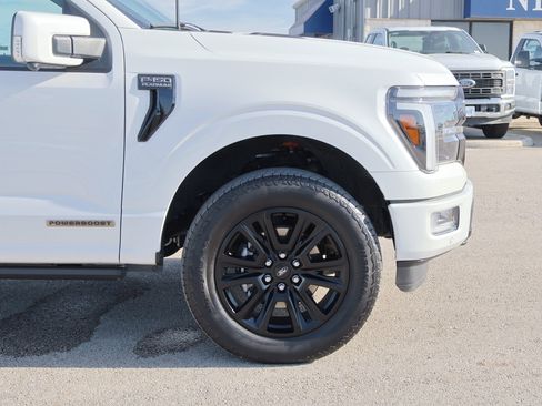 Certified 2025 Ford F150 Platinum w/ FX4 Off-Road Package image 12