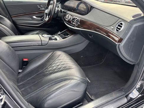 Used 2020 Mercedes-Benz S 560 4MATIC Sedan image 13