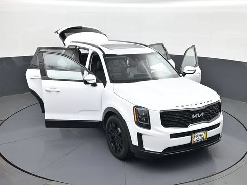 Used 2022 Kia Telluride EX w/ EX Premium Package AWD/4WD image 31