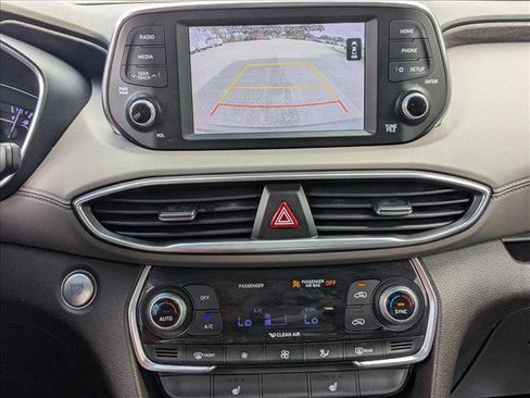 Used 2019 Hyundai Santa Fe SEL image 13