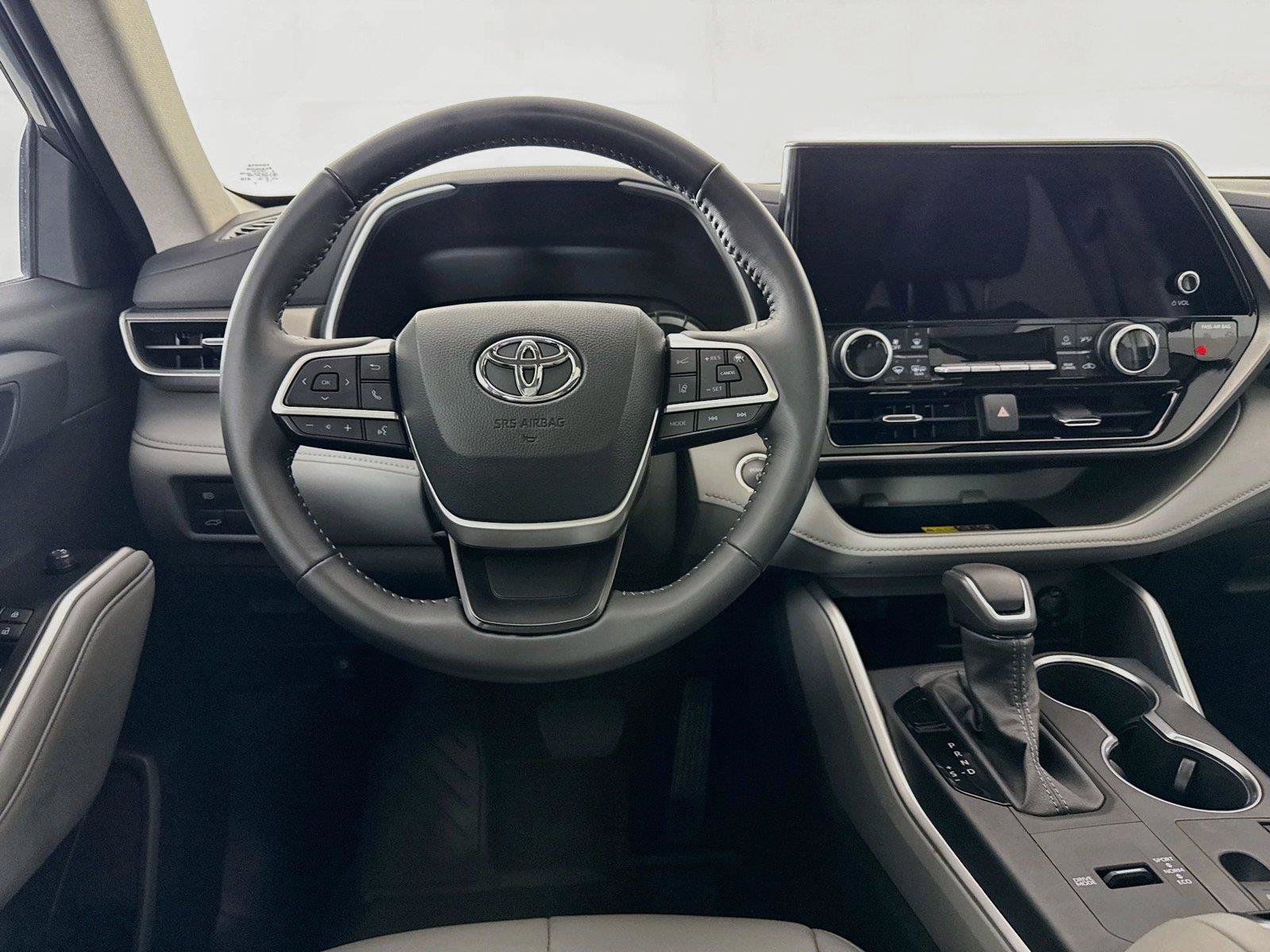 Certified 2026 Toyota Highlander XLE AWD/4WD image 31