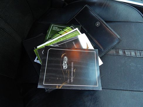 Used 2011 Lincoln MKZ w/ 102A Rapid Spec Order Code image 32