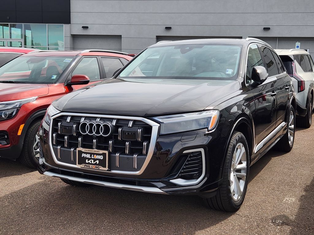Used 2025 Audi Q7 2.0T Premium Plus w/ Premium Plus Package AWD/4WD image 17