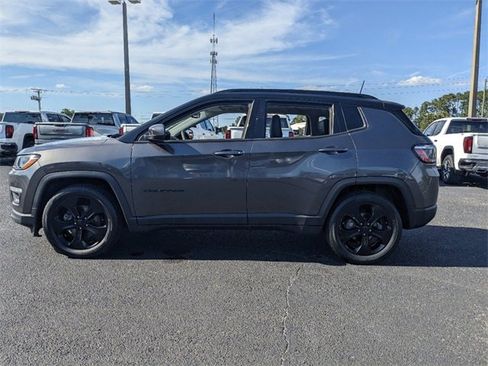 Used 2021 Jeep Compass Latitude w/ Sun and Sound Group image 7