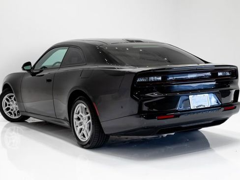 Used 2025 Dodge Charger R/T w/ Quick Order Package 25M R/T image 28