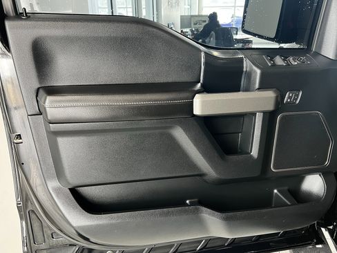 Used 2018 Ford F150 Raptor w/ Equipment Group 802A Luxury image 7