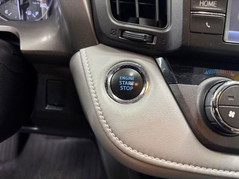 Used 2018 Toyota RAV4 Adventure image 20