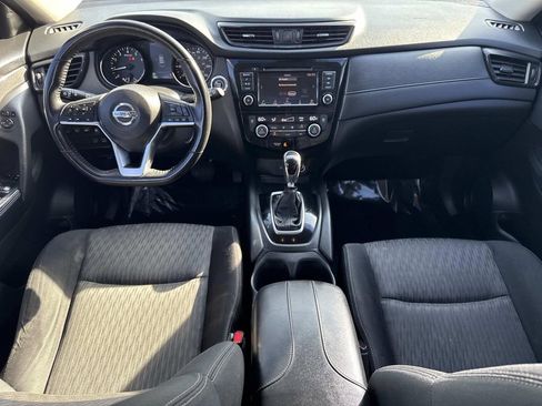 Certified 2019 Nissan Rogue SV image 18
