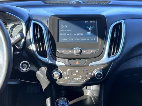 Used 2018 Chevrolet Equinox LT AWD/4WD image 14