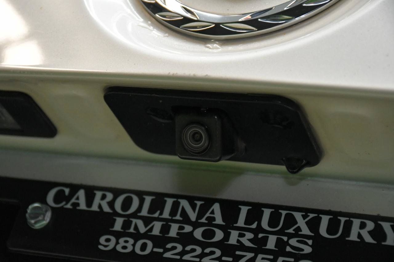 Used 2015 Cadillac Escalade Premium AWD/4WD image 8