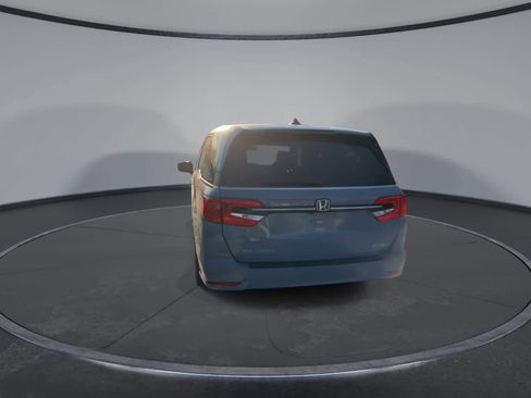 Used 2023 Honda Odyssey Elite image 7