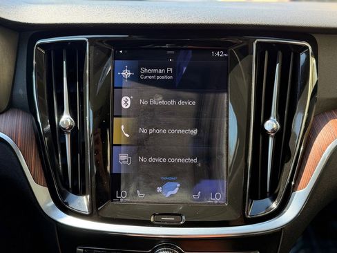 Used 2021 Volvo S60 T6 Momentum w/ Protection Package Premier AWD/4WD image 36