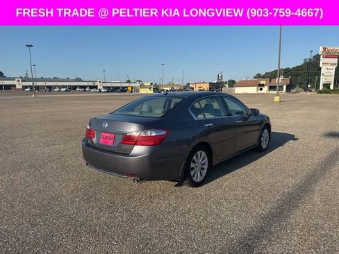 Used 2013 Honda Accord Touring image 7
