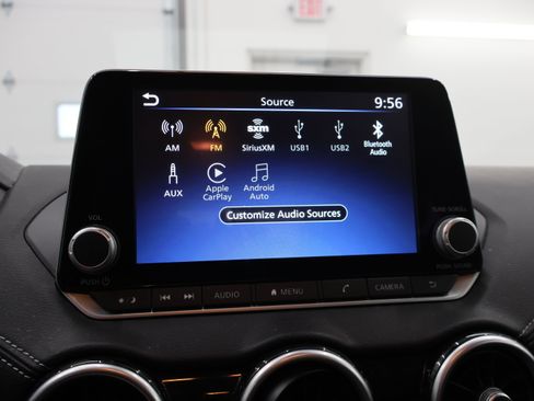Used 2024 Nissan Sentra SV FWD image 45