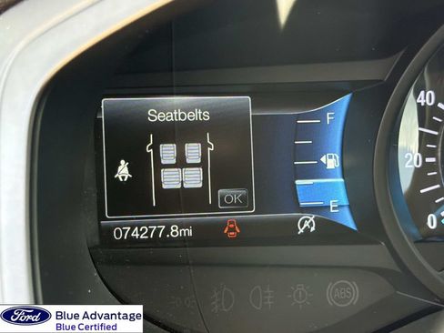 Used 2022 Ford Edge SE w/ Black Appearance Package AWD/4WD image 2
